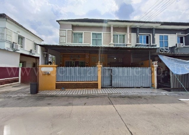 ทาวน์เฮ้าส์ บาลียา ถนนสุเหร่าคลอง 1 บางชัน - คลองสามวา หลังมุม 