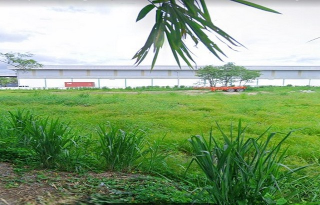 TEL:088-559 5199 คุณเอLine:https://line.me/ti/p/C0eGe0whLXขายที่ดินสวย ทำเลเงียบสงบ ใกล้นิคมฯที่ดินหุบบอน ศรีราชา ชลบุรีขนาด 3 ไร่ 39 ตร.วาราคาเพียง 10 ล้านบาท (ราคานี้หาไม่ได้แล้วในโซนศรีราชา!)จุดเด่นของทรัพย์นี้- ถมแล้ว พร้อมใช้- หน้ากว้าง 56 เมตร- บรรยากาศเงียบสงบ เหมาะสำหรับทำบ้านจัดสรร รีสอร์ท หรือซื้อเก็บไว้ลงทุน- เดินทางสะดวก อยู่หลัง รร.บ้านหุบบอน- ใกล้ชุมชน ตลาด ร้านค้า แต่ไม่วุ่นวาย- ไม