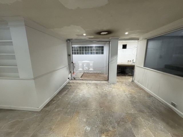 ขาย อาคารพาณิชย์ 5.5 ชั้น ถนนเจริญกรุง 31 เนื้อที่ 24 ตร.ว. ใกล้ MRT หัวลำโพง, เยาวราช, ตลาดน้อย, หัวลำโพง