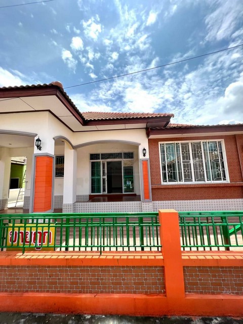 ทาวน์เฮ้าส์ บาลียา ถนนสุเหร่าคลองหนึ่ง บางชัน - คลองสามวา หลังมุม