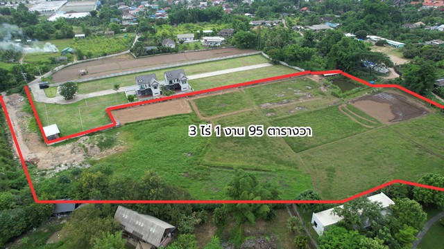 ขายที่ดินแปลงใหญ่ แม่เหียะ เมืองเชียงใหม่ ใกล้สนามบิน ใกล้เมือง เดินทางสะดวก ราคาดีมาก