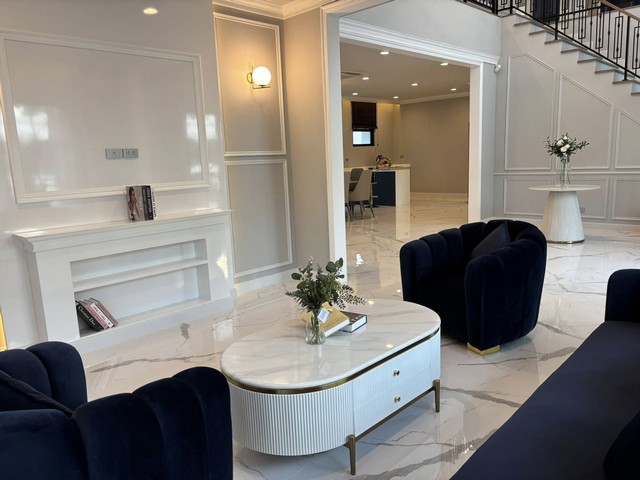 รหัสC6858 ให้เช่าบ้านเดี่ยวหรู 2ชั้นโครงการเศรษฐสิริ บางนา-สุวรรณภูมิ บ้านตกแต่งสวย พร้อม EV Charger 