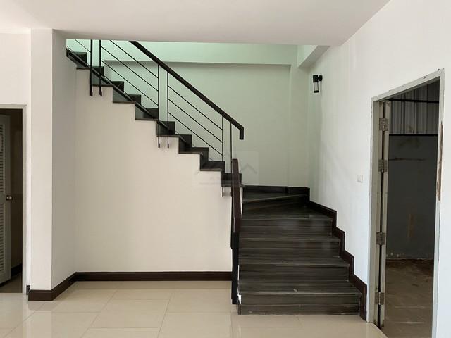 ขายทาวน์เฮาส์ 3 ชั้น 20 ตรว. ย่านนวมินทร์ 74 เขตบึงกุ่ม ใกล้แฟชั่นไอซ์แลนด์