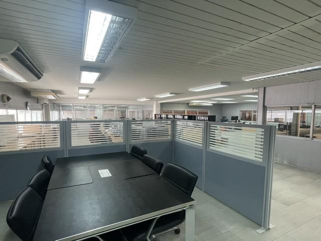 ให้เช่าโกดัง พร้อมออฟฟิศ พื้นที่ 3,700 ตรม. ถนนเทพารักษ์ บางพลี ใกล้ รพ.บางนา 5