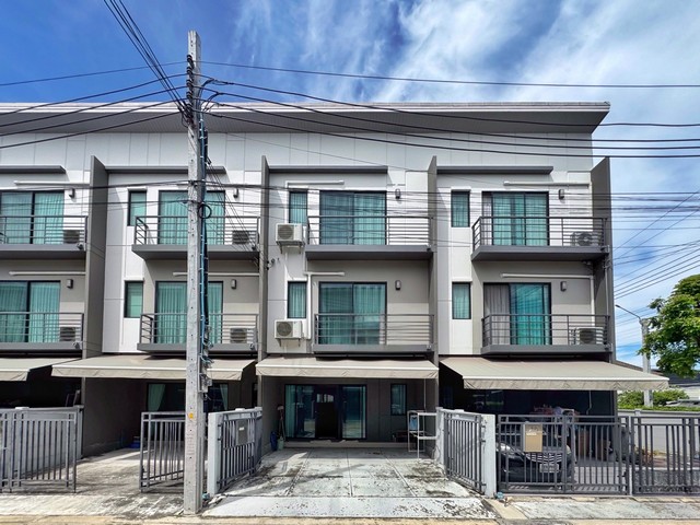 ขายทาวน์โฮม 3 ชั้น บ้านกลางเมือง ราชพฤกษ์ พระราม 5  หลังสวนส่วนตัว ต่อเติมครบ พร้อมอยู่