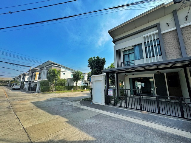 ขายบ้าน เดอะ ทรัสต์ ราชพฤกษ์ รัตนาธิเบศร์ หลังมุม ติดสวน พร้อมเข้าอยู่ ใกล้สวนส่วนกลาง