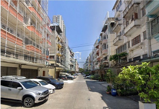 ขาย อาคารพาณิชย์ เจริญนคร 45, คลองสาน, กรุงธนบุรีขายอาคารพาณิชย์ ถนนเจริญนคร 45 เนื้อที่ 22 ตร.ว.ทำเล : เจริญนคร 45, คลองสาน, กรุงธนบุรีใกล้ BTS กรุงธน, Iconsiam, เสนาเฟส, คอนโดวอเตอร์มาร์ค, สะพานกรุงเทพ, สน.บุคคโล, เข้าซอย 90 เมตรหน้ากว้าง 4 เมตร ลึก 22 เมตร ถนนกว้าง 6 เมตรเหมาะลงทุนปล่อยเช่า, เหมาะสำหรับอยู่อาศัย, เหมาะสำหรับทำออฟฟิศ*******************ต้องการรายละเอียดเพิ่มเติม หรือ ฝากขาย / ให้