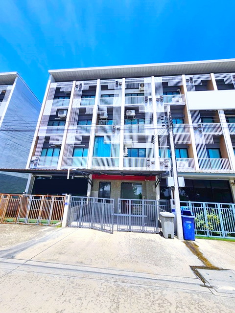 ถูกที่สุดในโลก หน้ากว้าง 5.8 ม.  แฟชั่นไอส์แลนด์ 3.5 กม. รถไฟฟ้าสายสีชมพู คู้บอน 2.8 กม.  โฮมออฟฟิศ พาร์ค 4ชั้น 6แอร์ครบ 