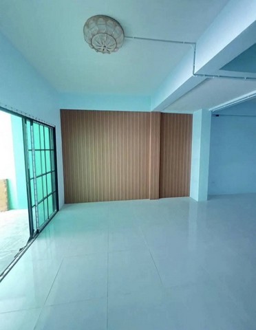 ขายบ้านพร้อมมีเงินเหลือหลักแสน บ้านรีโนเวทใหม่ทั้งหลัง อ ติดถนนสุขประยูร ใกล้กับ Dohome หนองตำลึง