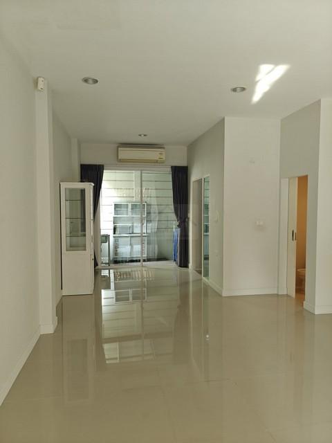 ให้เช่าบ้านเดี่ยว 2 ชั้น 167 ตรม.บ้านกลางเมือง ลาดพร้าว71 ใกล้เซ็นทรัลเฟสติวัลอีสท์ วิลล์