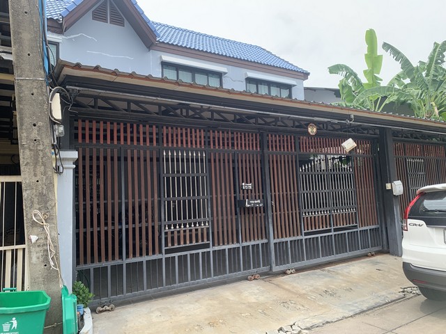 ขายทาวน์เฮ้าส์ ซ.ประชาราษฎร์บำเพ็ญ 26 แยก 10 บ้านอยู่สุดซอยหลังสุดท้าย ซอยไม่ลึก 