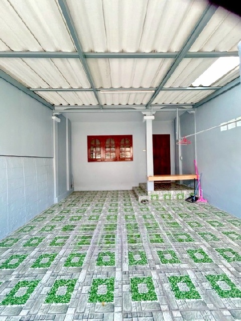 ม.เกษมบัณฑิต ร่มเกล้า 100 ม. ให้เช่า ทาวน์เฮาส์ 2 ชั้น 21 ตร.วา. 161ตร.ม. รามคำแหง MRT มีนบุรี 1กม.  3นอน 2 น้ำ ตลาดมีนบุรี 1 1.6 กม