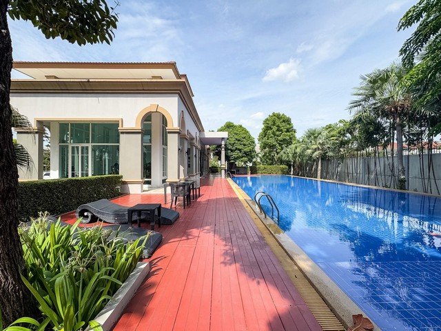 LV53224 ขาย บ้านเดี่ยวพร้อมอยู่ คาซ่า แกรนด์ อ่อนนุช-วงแหวน CASA GRAND Onnuch-Wongwaen ในบรรยากาศรมรื่น สไตล์ยุโรป