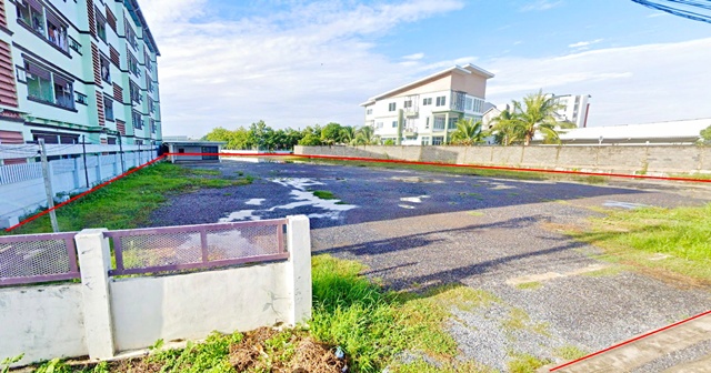 พร้อมอาคารร้านค้า 2ไร่ 1งาน BTS คูคต 1.7กม. ลำลูกกาคลอง2 ให้เช่าที่ดินถมแล้ว  3,644ตร.ม. โชว์รูม ร้านอาหาร ที่จอดรถ เข้าออกได้หลายทาง