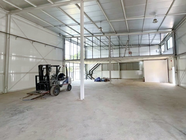 ตรงข้าม BITECบางนา 550เมตร ให้เช่าโกดัง พร้อมออฟฟิศ 2 ชั้น BTS อุดมสุข 1.2กม. 396ตร.ม. 146ตร.วา.4 นอน 2 น้ำ  โฮมโปร บางนา กม.1 2.3 กม.