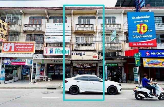 ขายอาคารพาณิชย์ ติดถนนบางบอน 3 เนื้อที่ 20 ตร.ว. แขวงหนองแขม เขตหนองแขม กรุงเทพมหานคร   