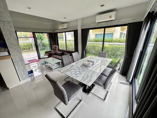 ขายบ้านเดี่ยว 2 ชั้น หลังมุม โครงการติดชายหาด @บูเลอวาร์ด ทัสคานี ชะอำ-หัวหิน บ้านพักตากอากาศสวรรค์ริมทะเล รอคุณมาจับจอง ! บรรยากาศเงียบสงบ