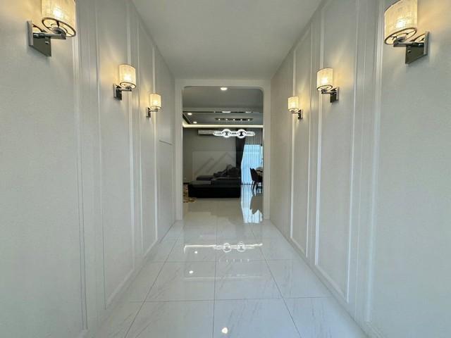 ขายบ้านเดี่ยว 2 ชั้น 78 ตรว. แปลงมุม อยู่ถนนเมน โครงการ The City Bangna ใกล้เมกะบางนา