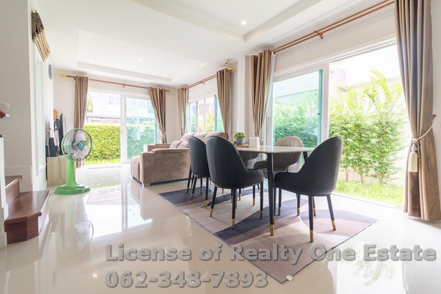 ให้เช่าบ้านเดี่ยว 2 ชั้น หลังใหญ่ พร้อมเฟอร์ฯ ปทุมธานี ใกล้รังสิต–ดอนเมืองโทลเวย์