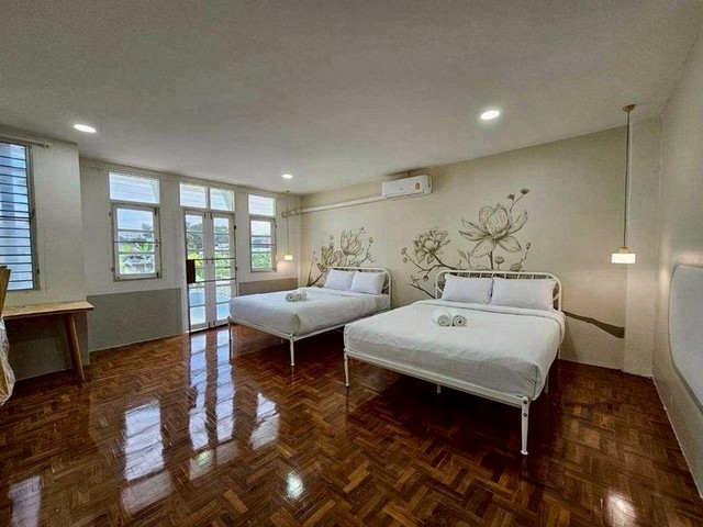 ให้เช่าทาวน์เฮ้าส์ 3 ชั้น วิวดอยสุเทพ หลังเมญ่า ใจกลางเมืองเชียงใหม่