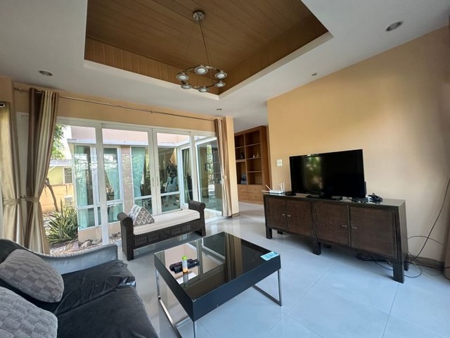 ให้เช่าบ้านเดี่ยว 2 ชั้น หมู่บ้านคาซาลูน่า บางแสน ชลบุรี FP-H01067