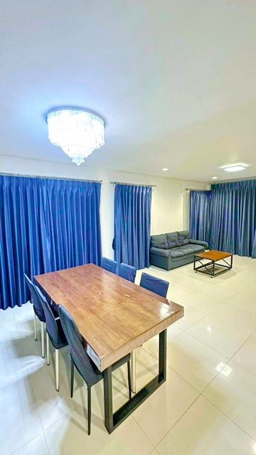 Impact เมืองทองธานี 2.2 ก.ม ให้เช่าบ้านเดี่ยว 2 ชั้น 60 ตร.วา.240 ตร.ม.  แจ้งวัฒนะ-ปากเกร็ด 35-41MRTทะเลสาบ เซ็นทรัล แจ้งวัฒนะ 4.6 กม.