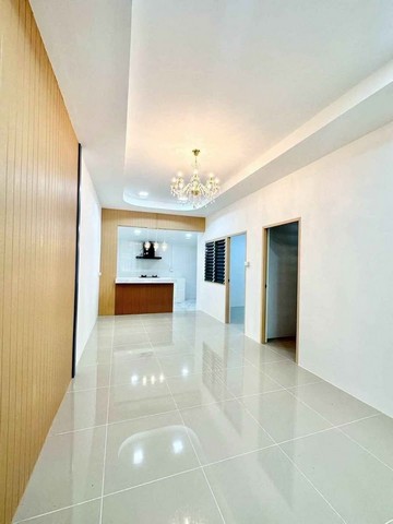 ขายบ้านสวยพานทองราคาถูก บ้านสวยสไตล์รีสอร์ท  มบ.บัวแก้ว  เนื้อที่  18.2 ตรว. 2 ห้องนอน 1ห้องน้ำ