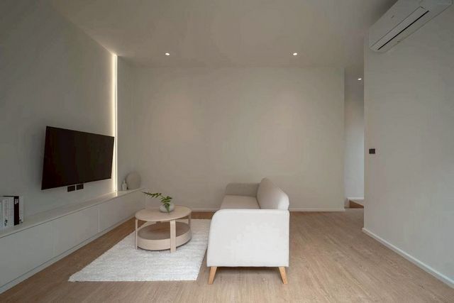 Pro Open House พิเศษ! ลดแรงจาก 13.8 ล้าน เหลือเพียง 11.8 ล้าน The Pool Villa #กาดฝรั่ง #หางดง บ้านสไตล์ Modern ตกแต่งครบ พร้อมเข้าอยู่