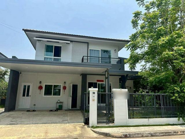 ถูกสุดๆ ขาย 6.7 ล้าน #พร้อมผู้เช่ารับรายได้เดือนละ33,000 บาท #ซีรินเลค #เลควิว #แม่เหียะ บ้านเดี่ยว 2 ชั้น เฟอร์นิเจอร์ครบ #บ้านสวย ทำเลดี