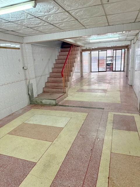 พระราม2 ซอย67-69 เซ็นทรัล พระราม2 3 กม. Lotus อาคารพาณิชย์ อาคารสูง 5 ชั้น พร้อมดาดฟ้า 7นอน 4น้ำ วัดสะแกงาม  1.5 กม.