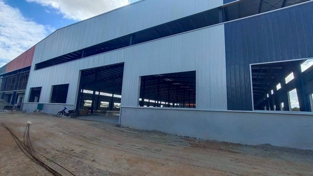 ให้เช่าโรงงานโกดังใหม่ระยองพนานิคม อ. นิคมพัฒนา ซ.12 สาย15 จ.ระยอง พื้นที่สีม่วงลาย 6,600 ตรม