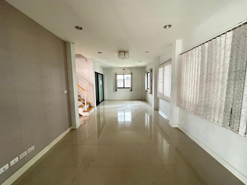 ขายบ้านเดี่ยวมือสอง อำเภอธัญบุรี จังหวัดปทุมธานี  โครงการ สถาพร รังสิต คลอง 3