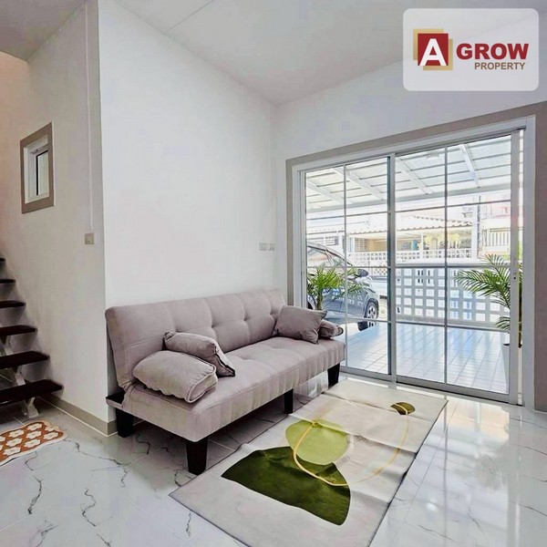 หมู่บ้านพฤกษา 45 ซอยวัดลาดปลาดุก บ้านสวย เฟอร์ฯครบ ตกแต่งพร้อมอยู่