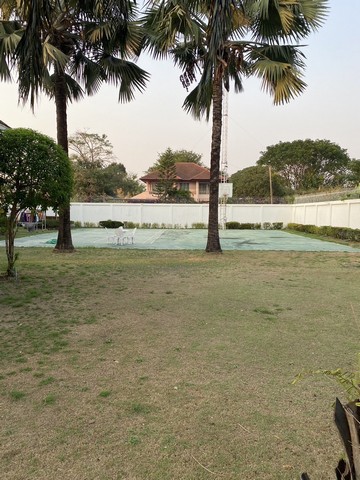 ขายที่ดิน หมู่บ้านกอบแก้ว 1 พุทธมณฑลสาย 2  เขตทวีวัฒนา กรุงเทพฯ เนื้อที่ 200 ตารางวา