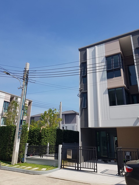 เฟอร์ตรงปก! หลังริม 7-11 300 เมตร 3นอน พหลโยธิน วิภาวดี รถไฟฟ้าสายสีเขียว BTSคปอ. 700ม. ให้เช่า ทาวน์โฮม 3 ชั้น  3น้ำ 