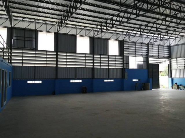 ให้เช่าโกดังโคกขาม ใกล้วัด  เจษฎา 154​ ตร.ว​​ 680​ ตร.ม​ ความสูงในโกดัง​ 7​ เมตร​  ห้องพัก​ 2 ​ห้อง