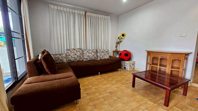 ขายเพียง 2.5 ล้าน 47 ตรว. #สันผักหวาน #หางดง บ้านแฝด 2 ชั้น ทำเลดี แถมเฟอร์นิเจอร์ครบ พร้อมเข้าอยู่ เข้าเมืองง่าย เดินทางสะดวกสบาย