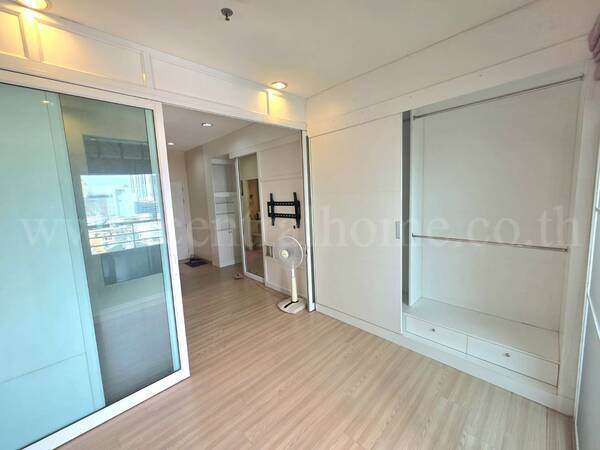 ให้เช่าบ้านเดี่ยว 2 ชั้น เนื้อที่ 340 ตรว. ซอยปรีดีพนมยงค์ 14 มีสวนร่มรื่น ใกล้ BTS พระโขนง