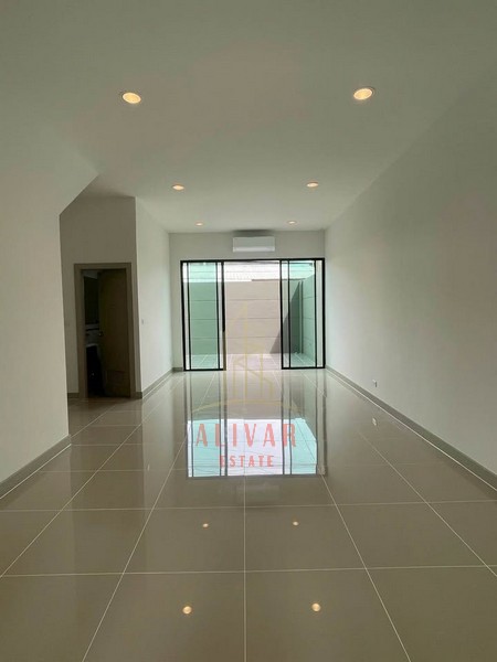 RH081325 ให้เช่า Home Office 4ชั้น Premium Place Mix Nawamin ติดถนนนวมินทร์ ใกล้ bts สายสีชมพู