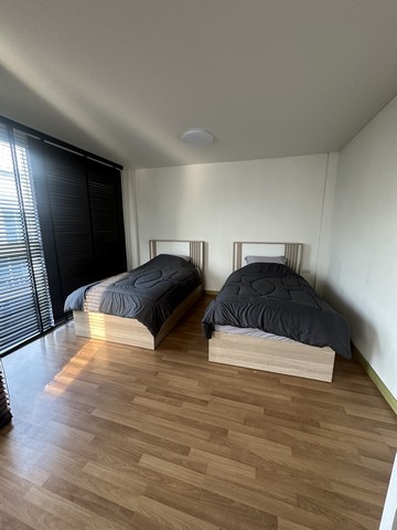 เช่า TownHome แยกรัชดา-ลาดพร้าว เช่าเดือนละ 68,000 บาท  200 ตร.ม. 3ชั้น