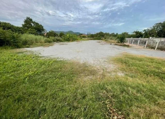 ขายที่ดินหนองมน ติดถนนสุขุมวิท แปลงสวย ใกล้แหล่งชุมชน FP-L01084