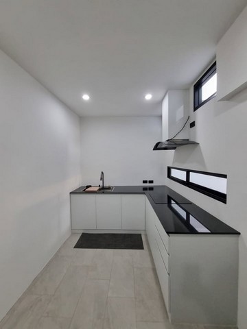 HR2723บ้านเดี่ยว 2 ชั้น ซอยพัฒนาการ ใกล้ทางด่วน เหมาะอยู่อาศํยหรือทำเป็นออฟฟิศ