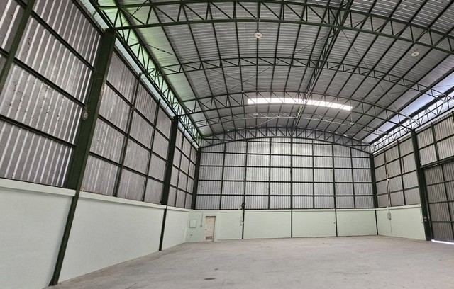 ให้เช่าโกดัง  800 ตารางเมตร ถนนพัฒนาชนบท 2 ซอยส้มลิ้ม 1 ใกล้สุวรรณภูมิ (10 นาที)