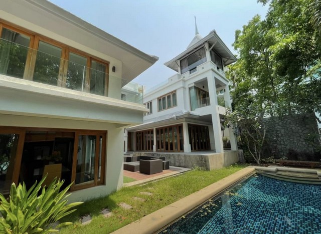 ขายหรือให้เช่า บ้านเดี่ยว 3 ชั้น หาดวงศ์อมาตย์ พัทยาเหนือ 364 ตร.วา วิวทะเลสุดพรีเมียม ติดปราสาทสัจธรรม