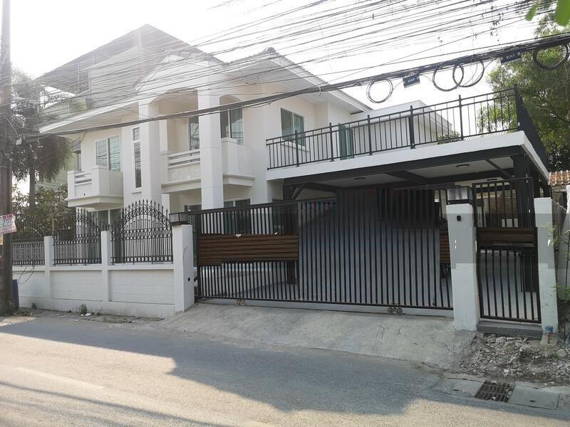 ขายบ้านเดี่ยว 2 ชั้น 67 ตรว. ย่านรามอินทรา39 วัชรพล สุขาภิบาล5 ใกล้ MRT รามอินทรา กม.4