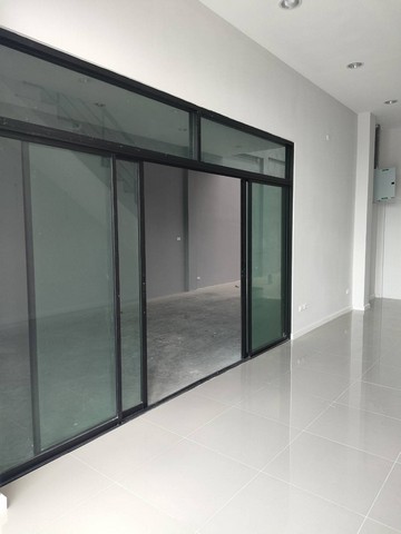 ให้เช่าสำนักงานพร้อมโกดัง 450 ตร.ม ย่านบางใหญ่นนทบุรีซอยกัตนาบางบัวทองไทรน้อยไทรม้าท่าอิฐ  ไฟฟ้า3เฟส30แอมป์