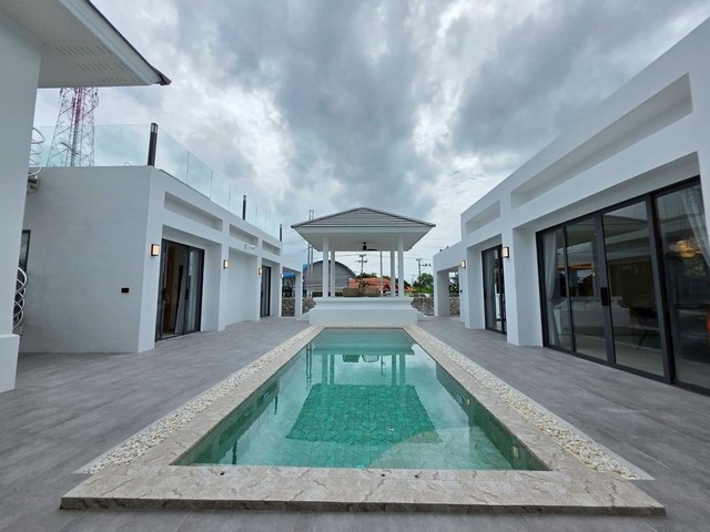 LV53231 ขาย บ้านพาราไดซ์ - Paradise House ใกล้เมืองพัทยา หาดจอมเทียน พร้อม สระว่ายน้ำส่วนตัว เติมเต็มทุกช่วงเวลาพักผ่อน