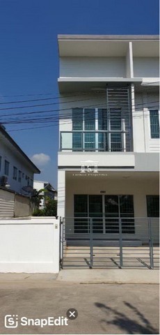 ขาย โครงการ เต็มสิริแกรนด์ ถนนสามวา เนื้อที่ 34.70 ตร.ว. ทาวน์เฮ้าส์ 2 ชั้น โครงการติดถนนสามวา ใกล้บิ๊กซี, MEGA HOME, โลตัส, ไปรษณ