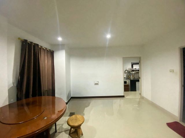 ขาย 2.35 ล้าน บ้าน 2 ชั้น 47 ตรว. #Thepalmgarden 3 #สันกำแพง เงียบสงบ สิ่งแวดล้อมดี #เฟอร์นิเจอร์ครบ #หิ้วกระเป๋าเข้าอยู่ได้เลย