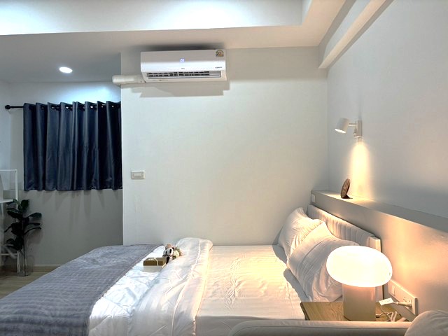 ขายห้องเชียงใหม่คอนโดมิเนียม 24ม. ชั้น4บนสุด 1.29ลบ. รีโนเวทใหม่ เพอร์ของแถม ถนนนิมมาน ซอย11 ต.สุเทพ อ.เมือง เชียงใหม่